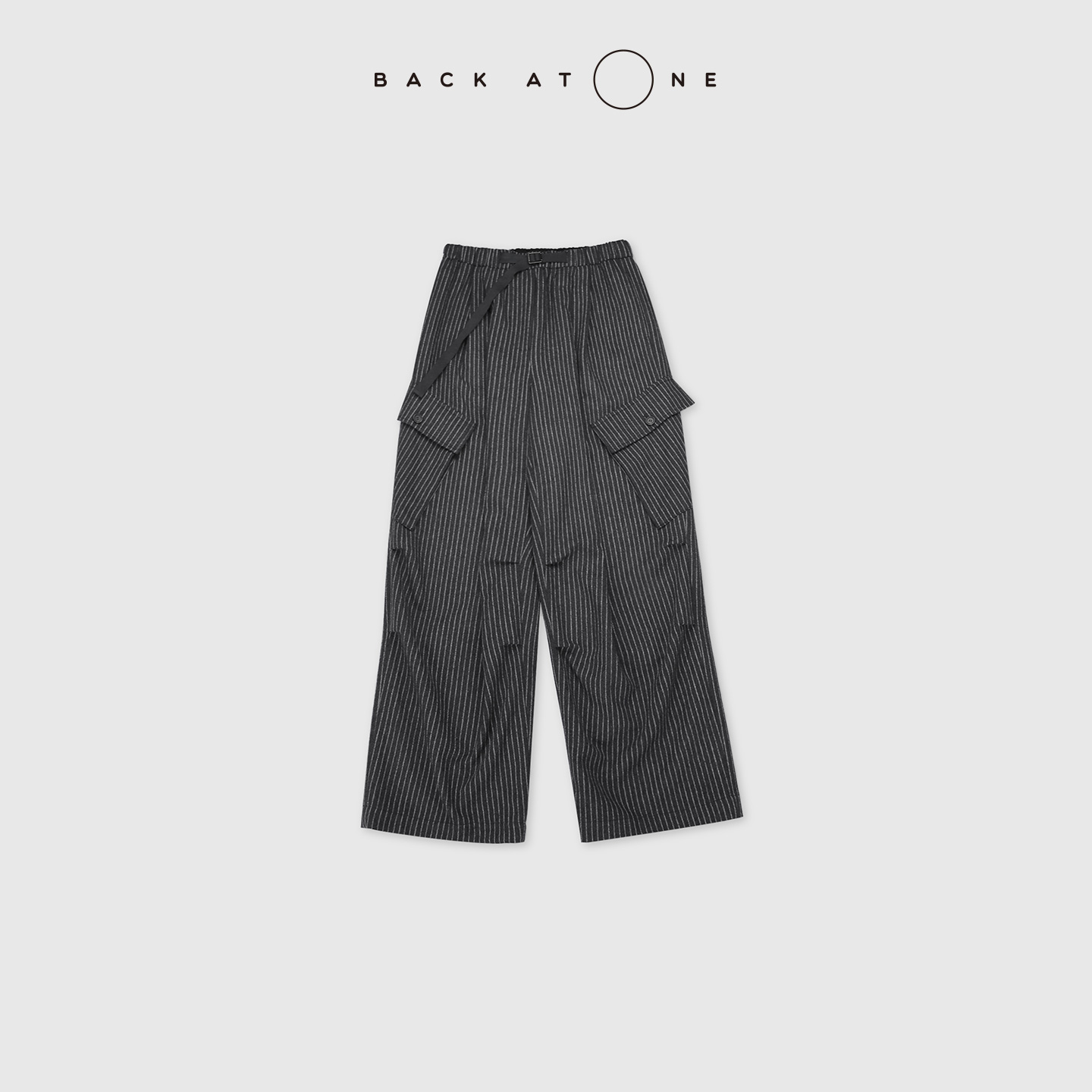 BACKATONE“轻轨笔记”  时尚百搭特殊口袋设计长裤  BFF-2BI437Q-C