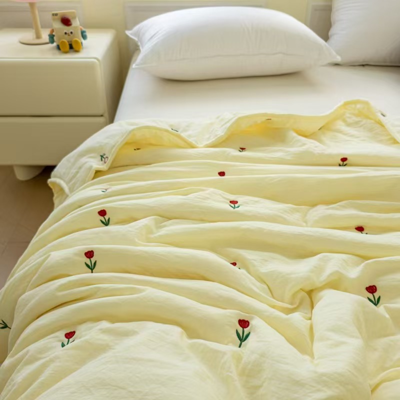 【清凉一夏】可机洗奶油色刺绣夏被亲肤水洗棉柔软透气A类夏凉被子