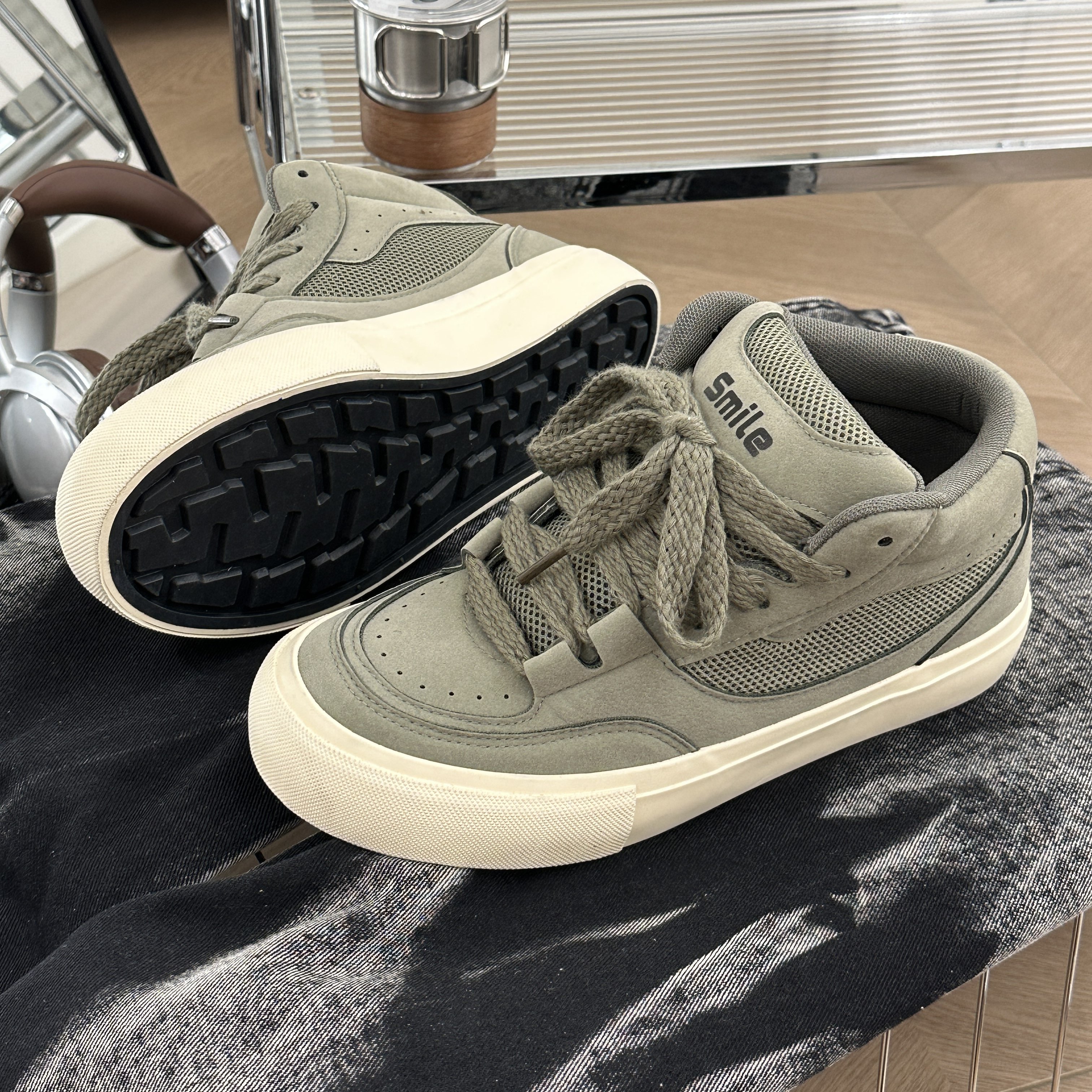 2025新款爆款痞帅高帮鞋秋季百搭机车男鞋原创设计小众开车鞋子男