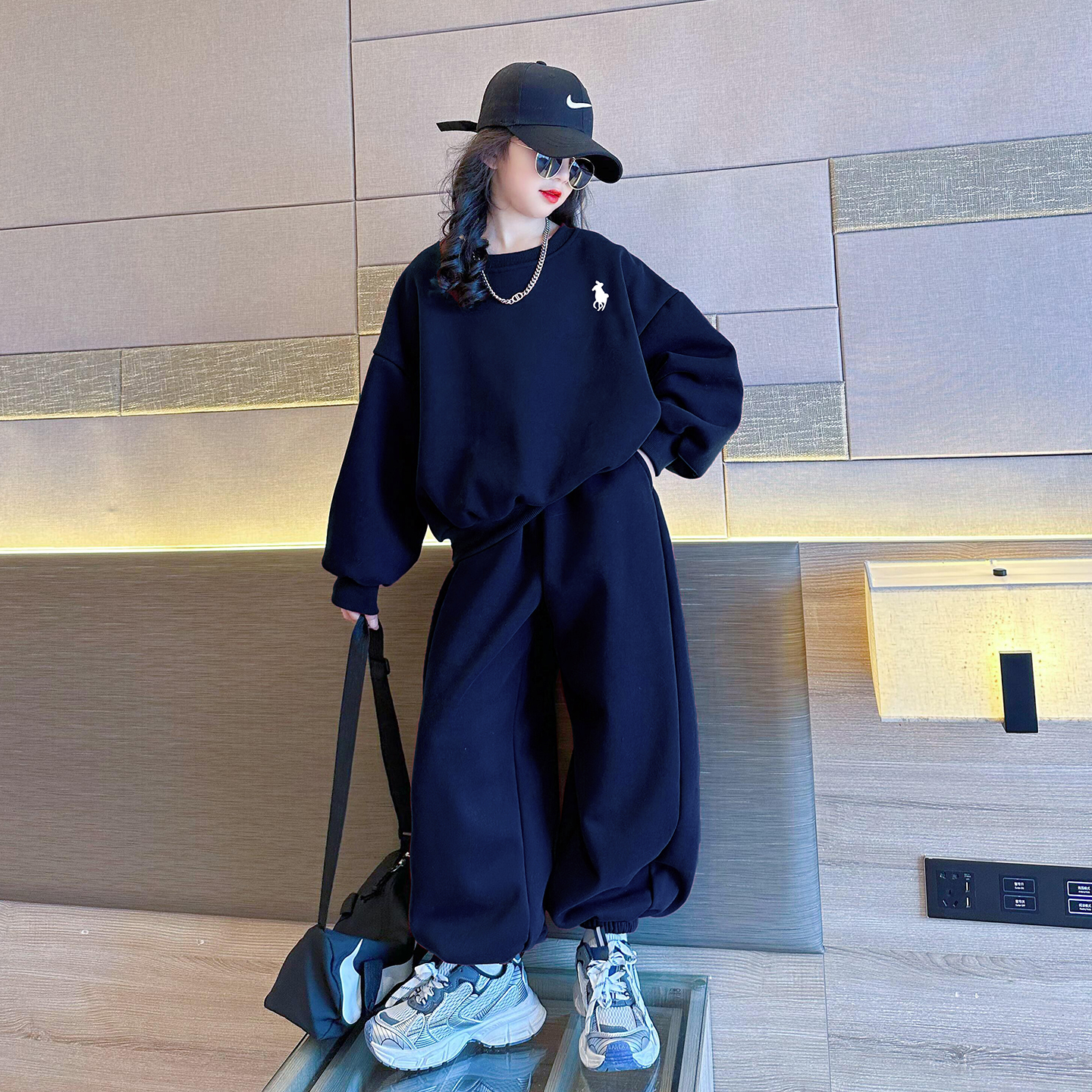 女童秋装套装2025新款洋气儿童卫衣秋季时髦女孩大童运动童装春秋