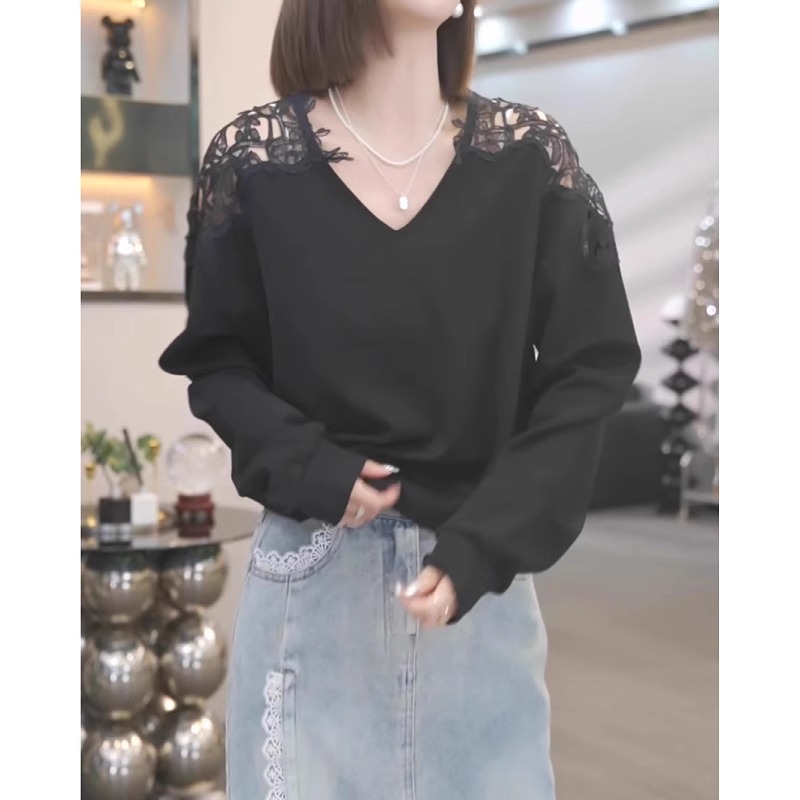 大码女装胖MM纯色V领长袖卫衣2025秋季新款宽松蕾丝钩花镂空上衣