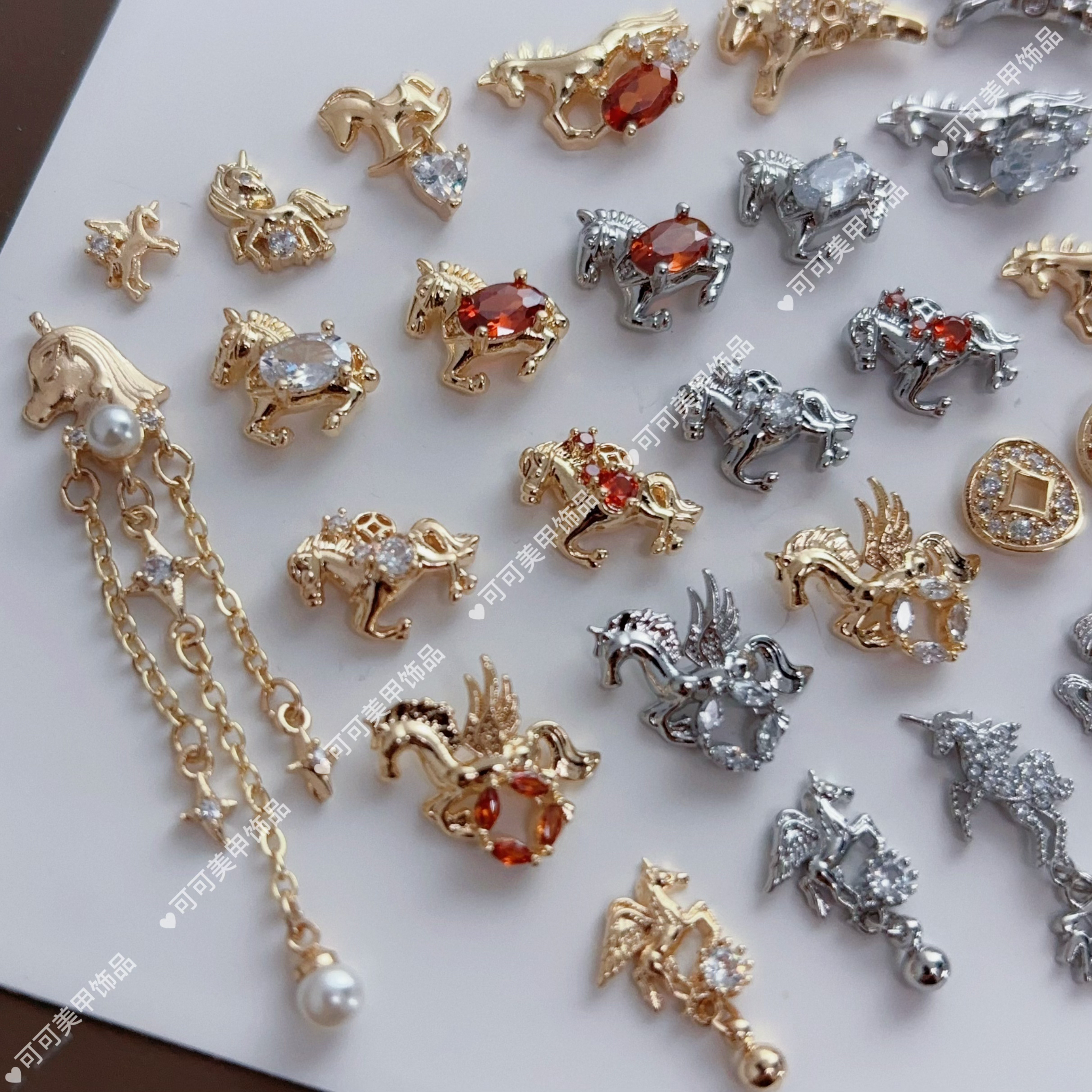 马年饰品独角兽超闪锆石美甲饰品时尚个性指甲流行银色钻奢华气质