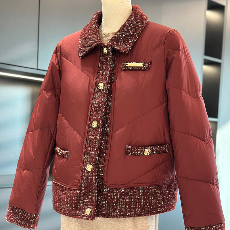 时尚小香风妈妈装羽绒服外套女冬季新款上衣气质中老年白鸭绒棉袄