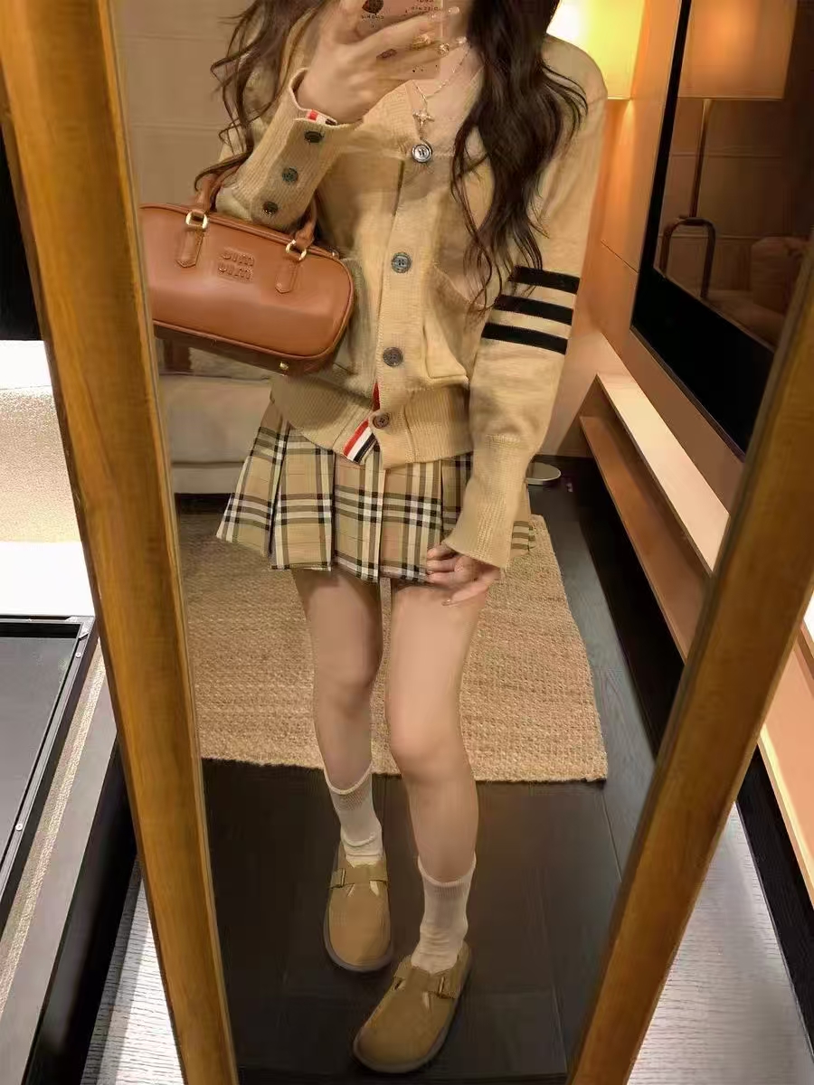复古学院风套装春秋穿搭一整套针织开衫毛衣外套百褶短裙女高级感