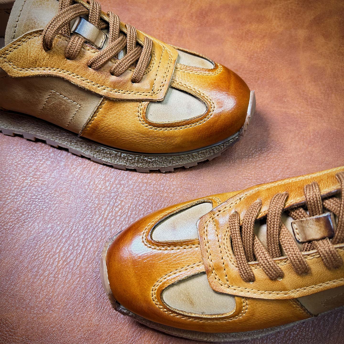 轻便舒适区 英伦复古真皮休闲鞋透气舒适圆头厚底运动鞋牛皮男鞋