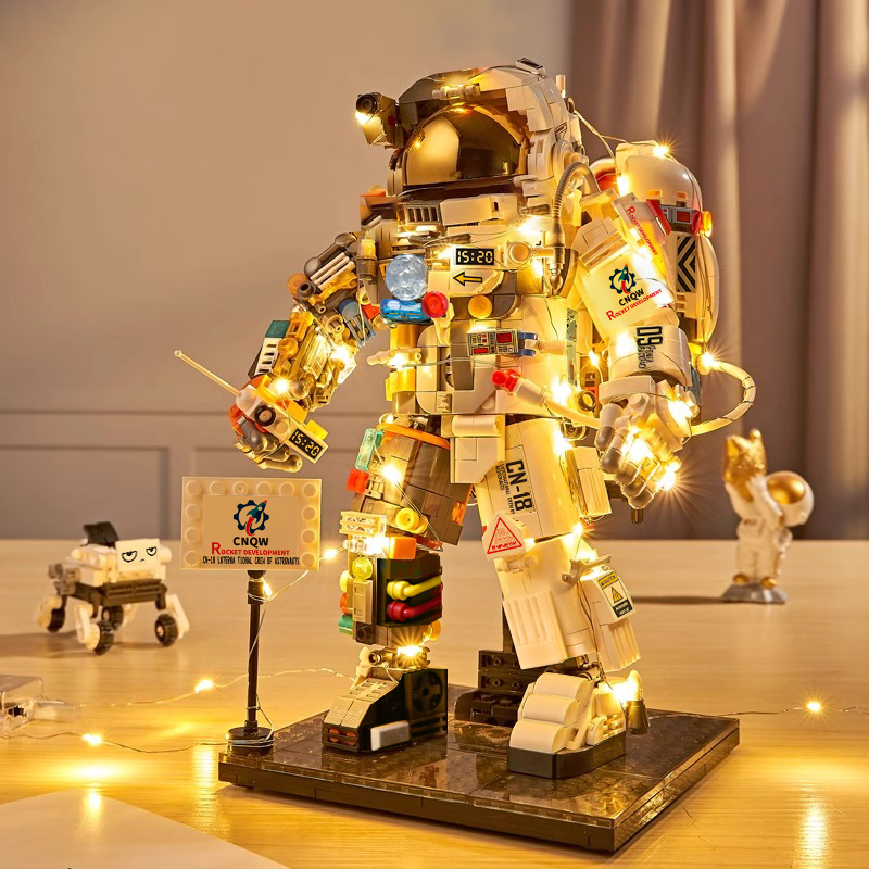 2025年新款宇航员积木拼图儿童8玩具拼装男孩6到12岁以上生日礼物