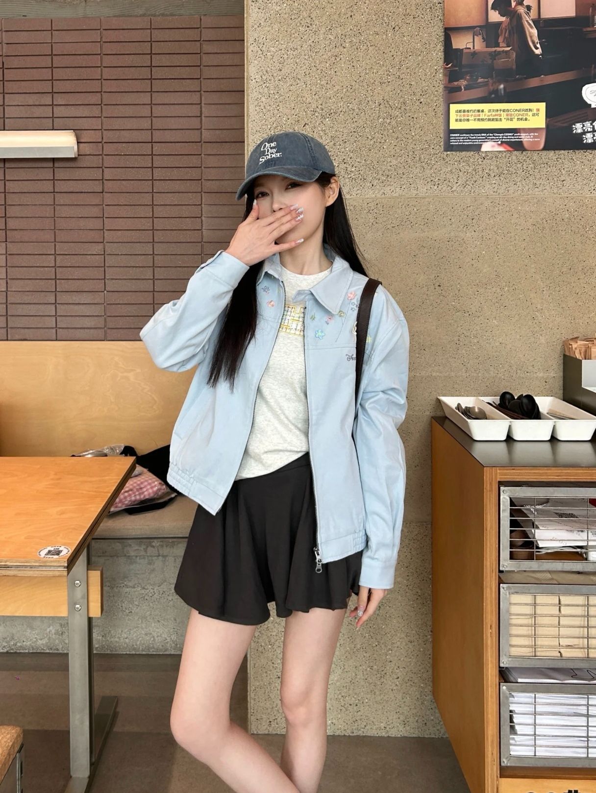 秋季新款翻领刺绣夹克外套女款秋季新款复古宽松设计感棒球服上衣