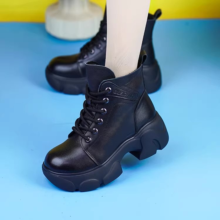 58802新保暖真皮厚底靴子女英伦风加绒加厚羊毛东北马丁棉靴增高