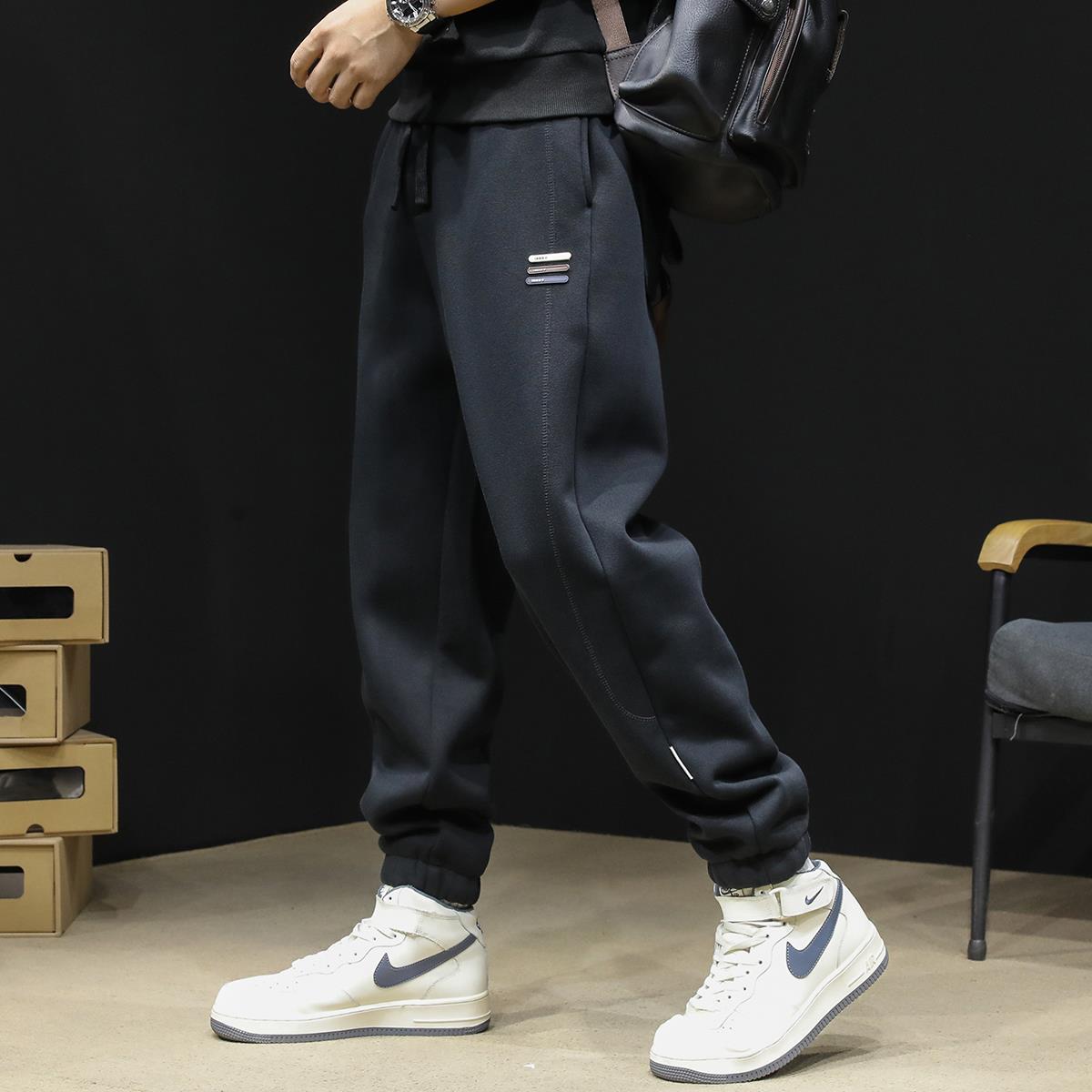 JEEPSPIRIT吉普运动2025新款束脚卫裤男士休闲黑色哈伦裤大码秋冬