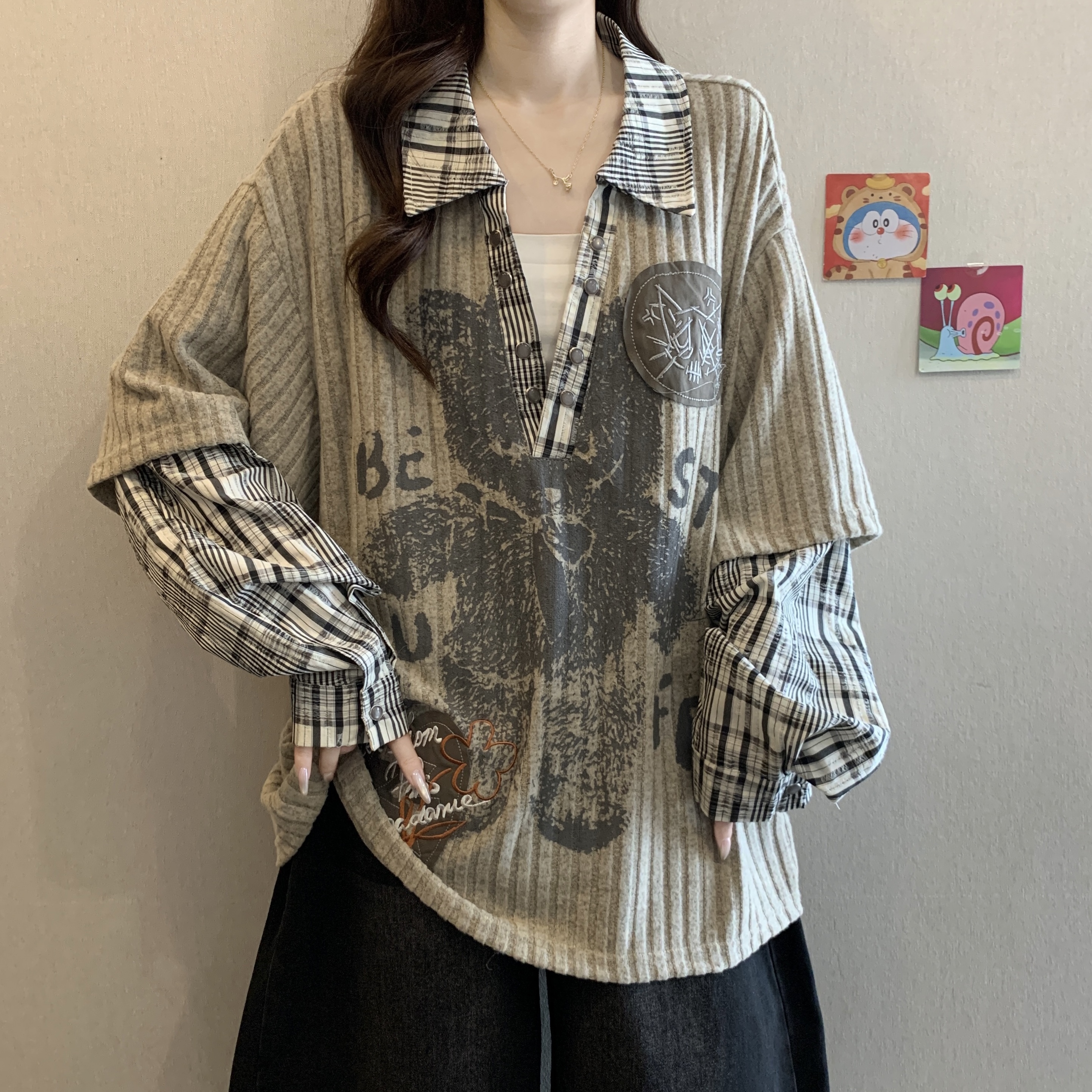 大码女装美式甜酷风V领长袖T恤女假两件拼接设计感宽松遮肚子上衣