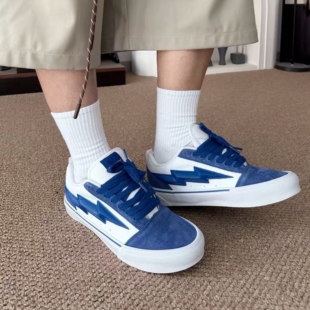 debu/得步闪电联名面包鞋百搭情侣低帮帆布鞋男鞋休闲板鞋滑板鞋