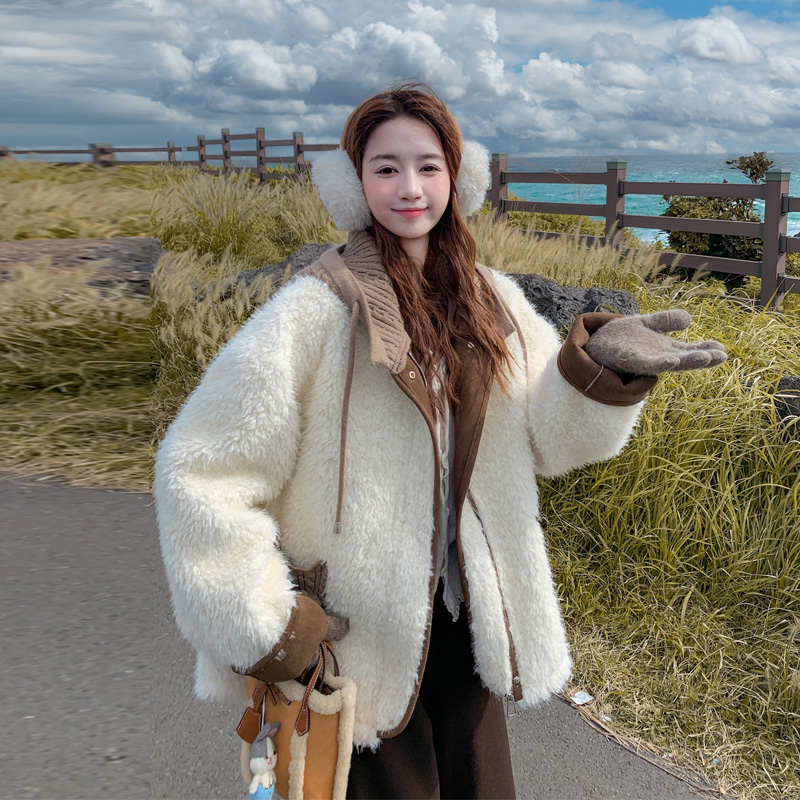 针织连帽毛绒绒皮毛一体外套2025冬季新款软糯奶呼呼甜美风厚棉衣