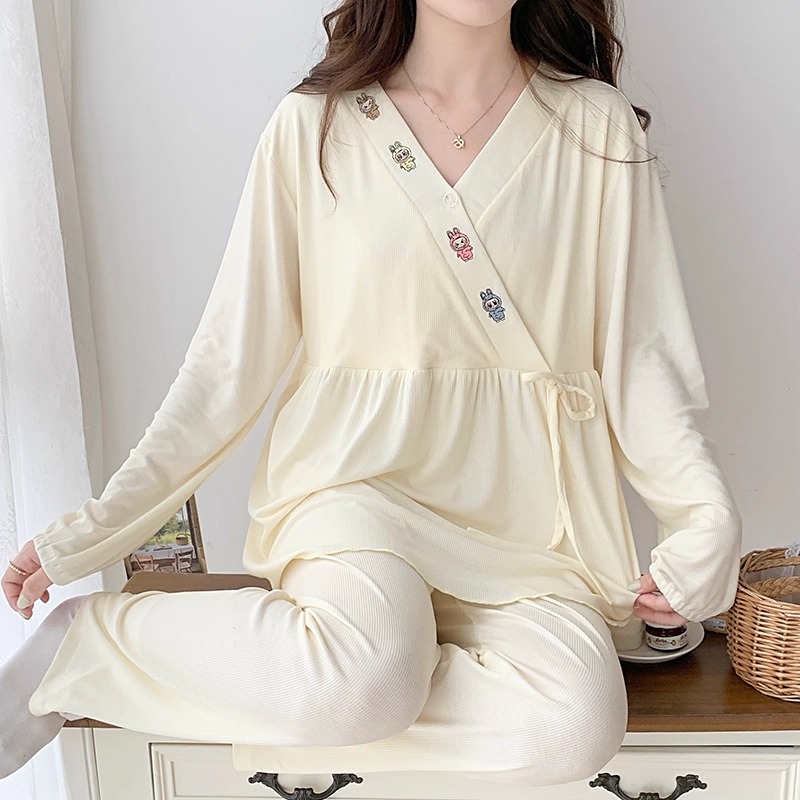 带胸垫月子服纯棉春秋季产后孕妇睡衣产妇大码喂奶哺乳家居服套装