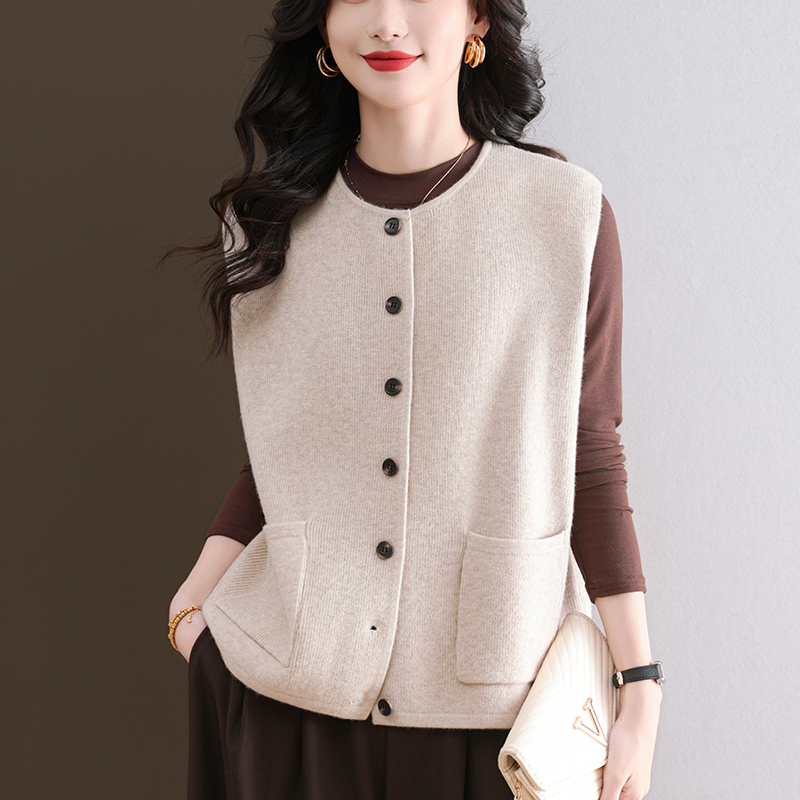 休闲大方马甲春秋百搭女士针织上衣2025新款外搭无袖马夹开衫外套