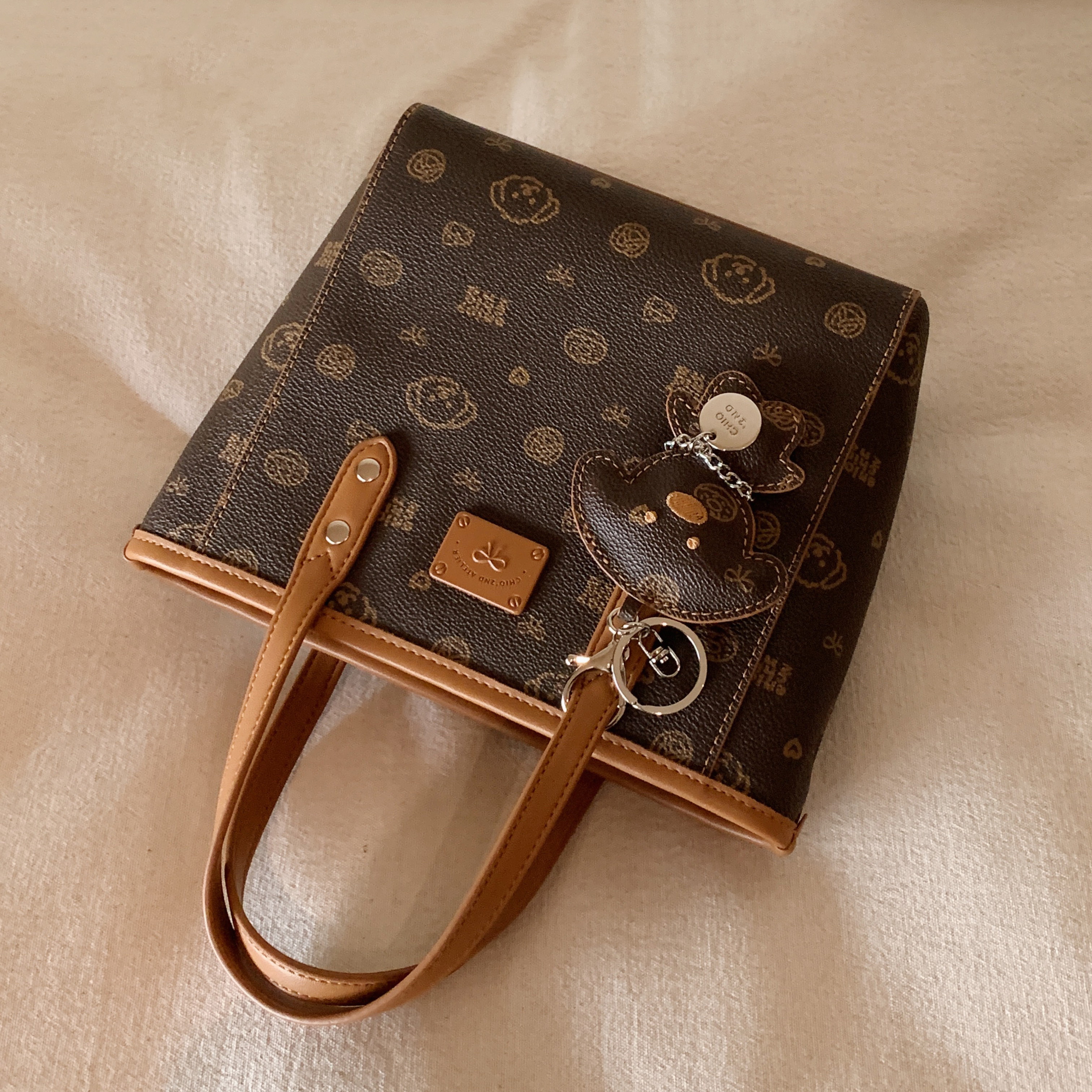 南风Chio2nd腋下面包小狗托特包包女款通勤包手提单肩斜挎包