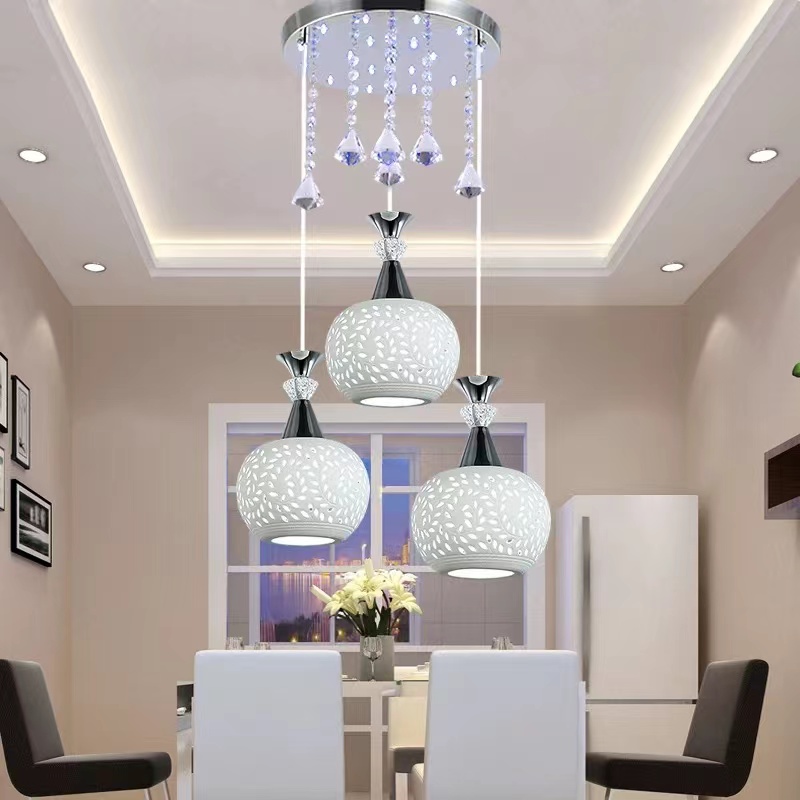 家用创意简约个性吊灯餐厅大气灯饰轻奢时尚玄关北欧餐桌灯吧台灯