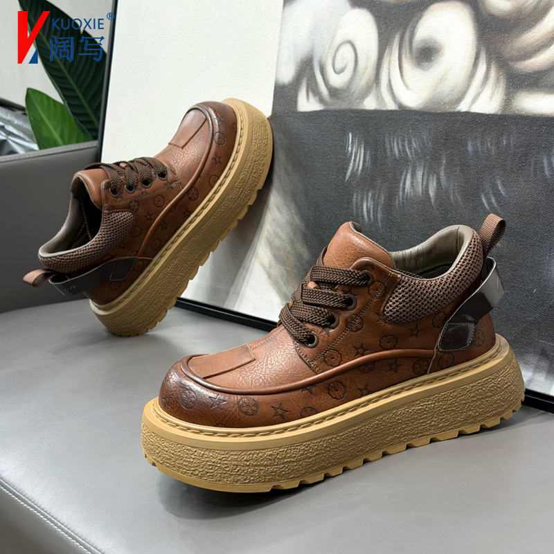 高档男鞋冬季新款加绒保暖马丁靴英伦风复古真皮高帮潮靴男工装靴