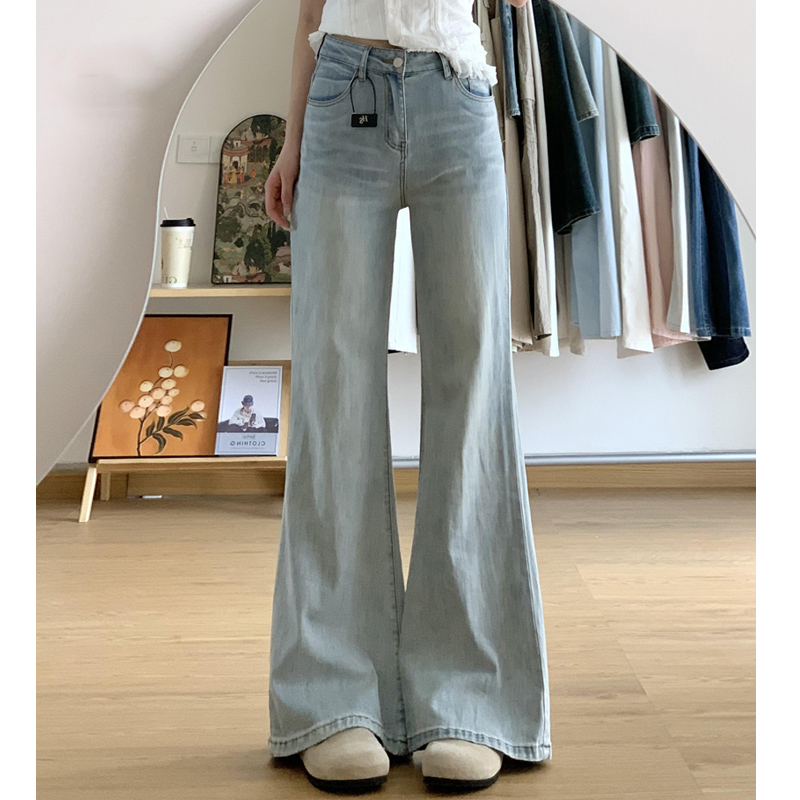 雪千羽浅蓝微喇牛仔裤女夏春秋2025新款高腰显瘦不贴腿垂感喇叭裤