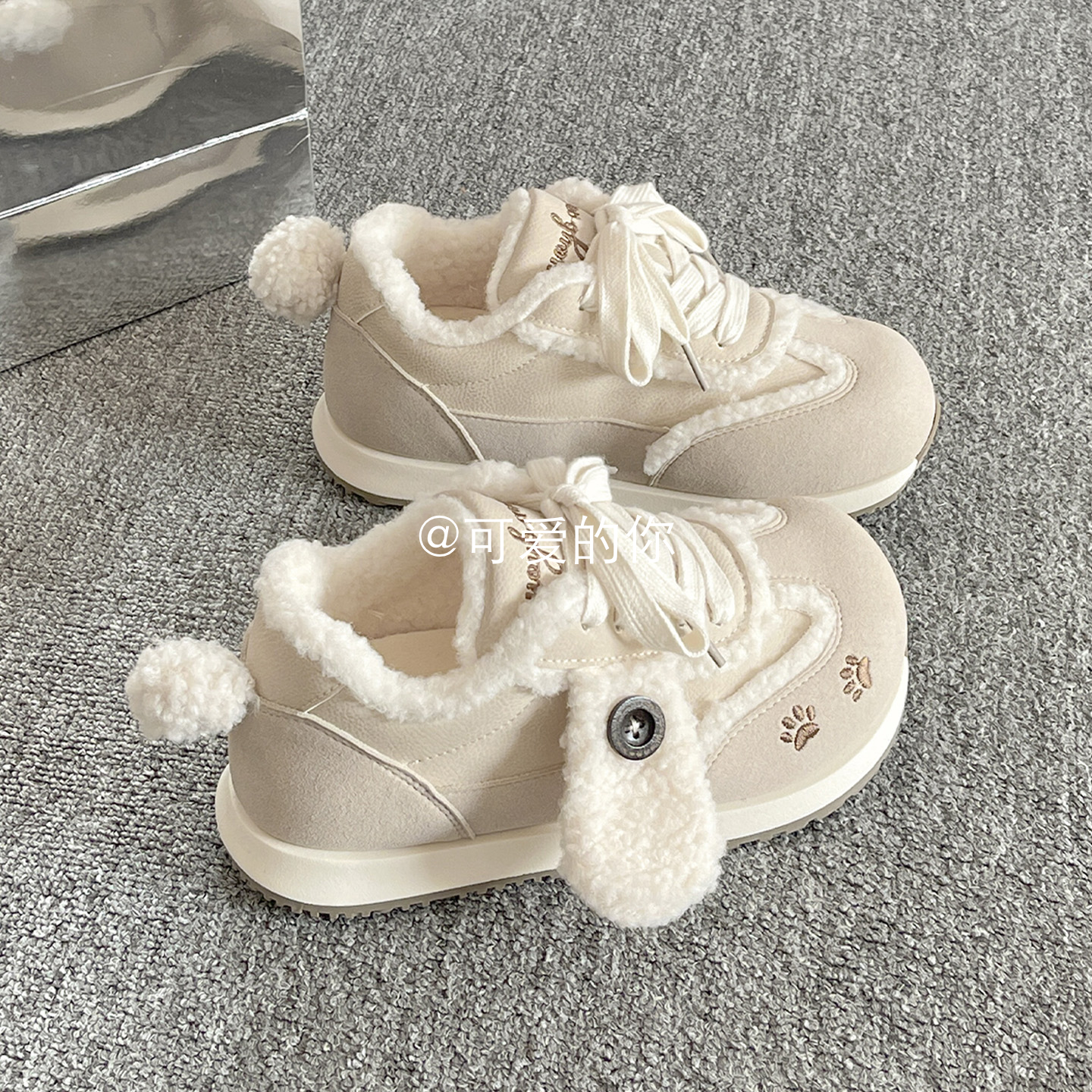 冬季加绒可爱板鞋子女款爆款2025新款厚底小白鞋二棉鞋保暖面包鞋