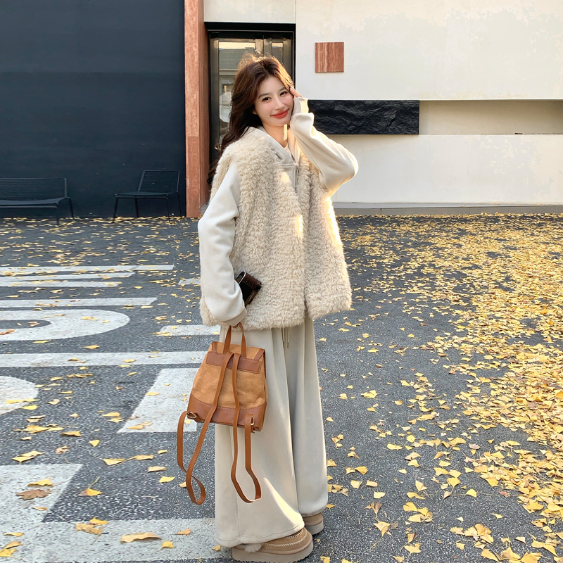 韩系松弛感羊羔毛马甲双面绒卫衣阔腿裤2025冬季新款慵懒风三件套