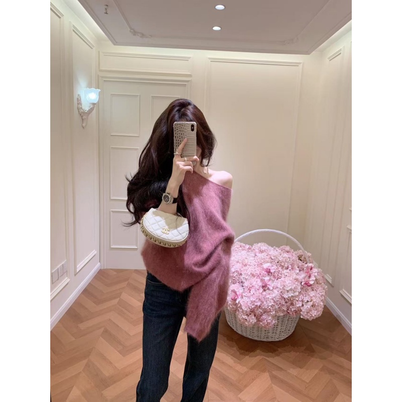 2025秋季韩系版慵懒设计感纯色时尚斜肩针织毛衣高腰垂感休闲长裤