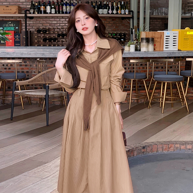 【现货+运补】早秋新款法式条纹衬衫秋季大衣内搭气质收腰长裙F505