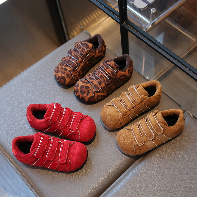 儿童运动鞋2025秋冬季新款女童加绒休闲面包鞋二棉男童软底德训鞋