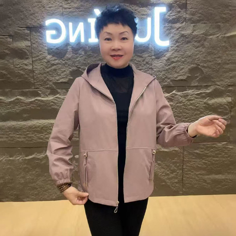 30120中年妈妈秋冬装风衣新款爆款休闲宽松大码小个子减龄外套女