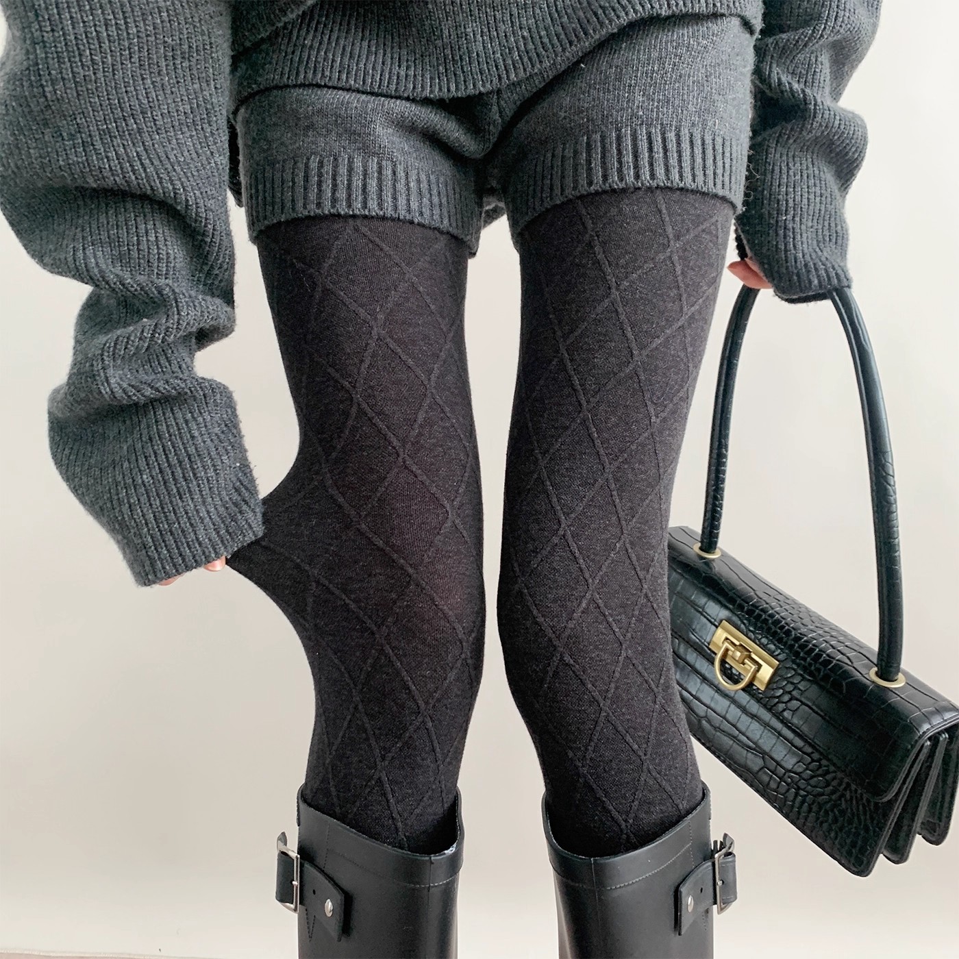 秋冬款深灰色连裤袜千金风立体菱格保暖打底裤配靴子