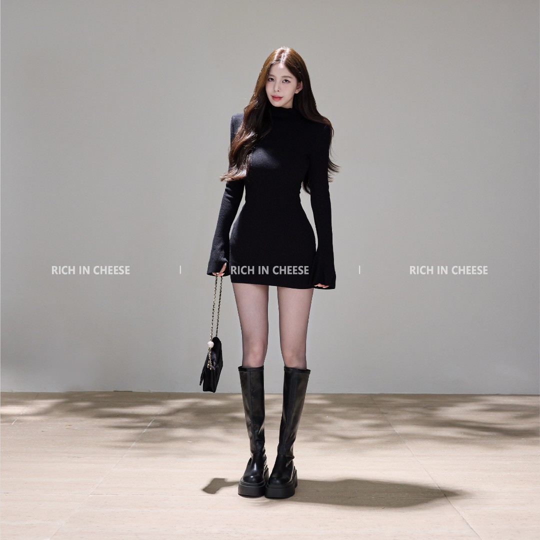 舒胡蕾 茶香可颂【定制细闪包臀裙版】 秋冬长袖高弹针织收腰连衣裙