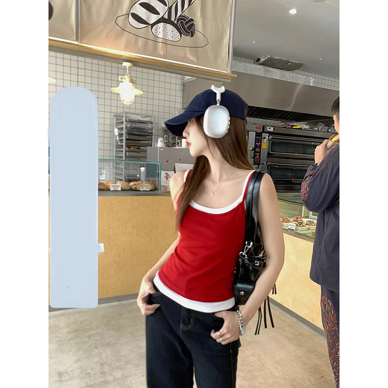 夏季新款韩版甜辣假两件吊带女设计感时尚百搭修身显瘦短款背心潮