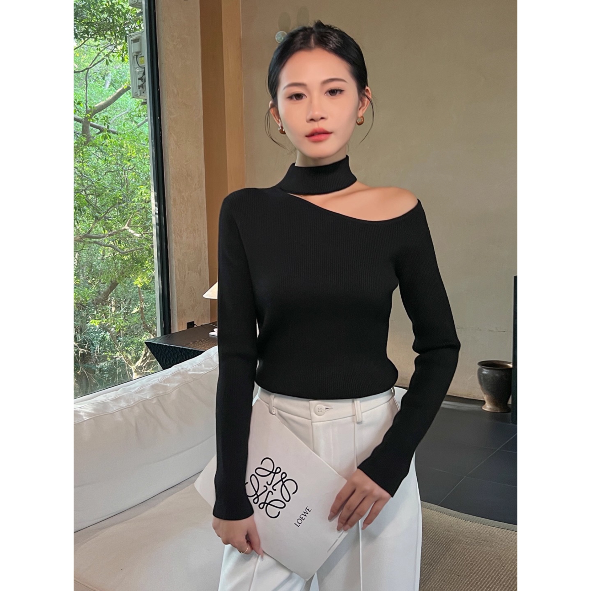 斜肩长袖针织黑色打底衫女2025新款时尚秋冬露肩毛衣内搭上衣气质