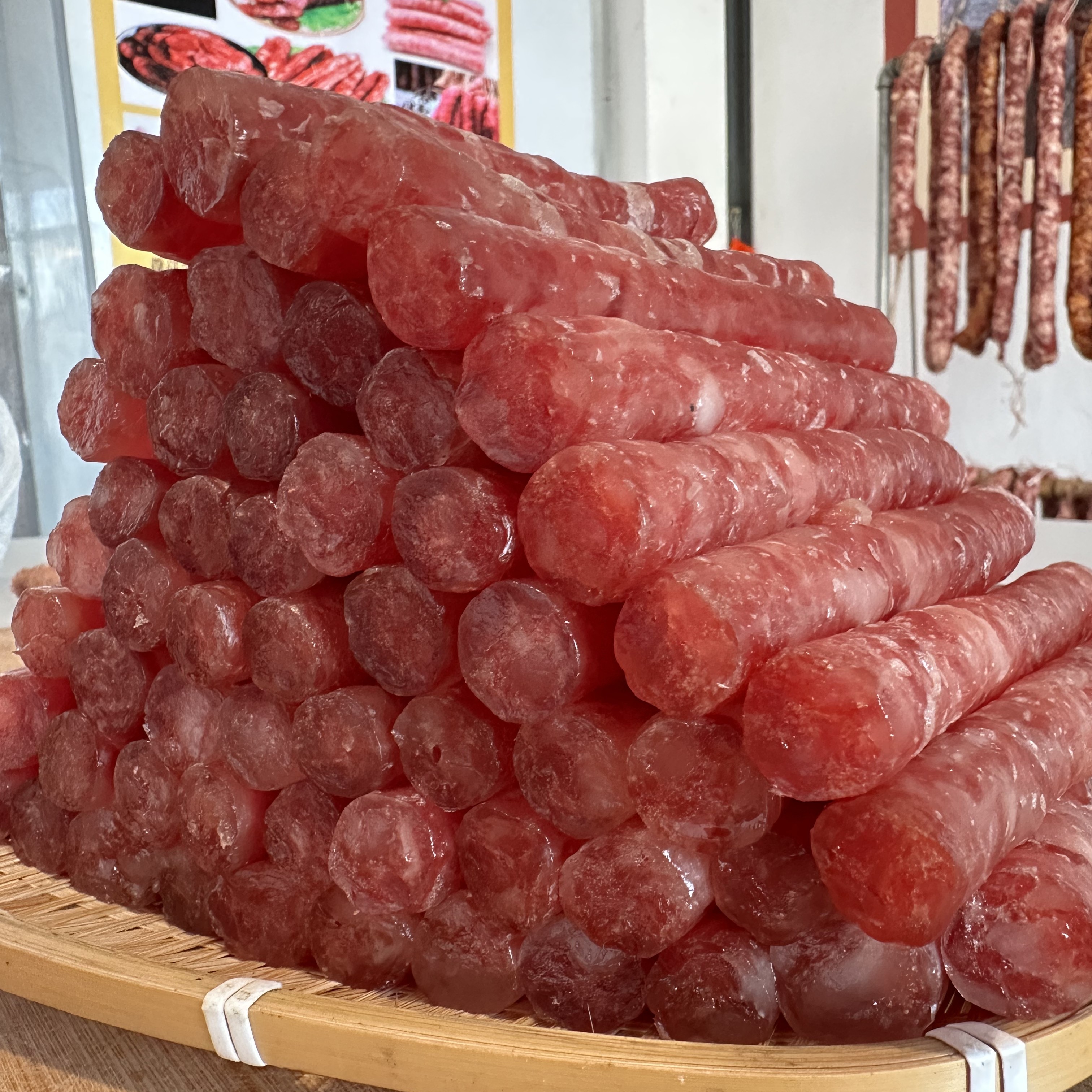 云南农家纯肉腊肠广式风味咸甜腊肠煲仔饭香肠真空包装可商用家用