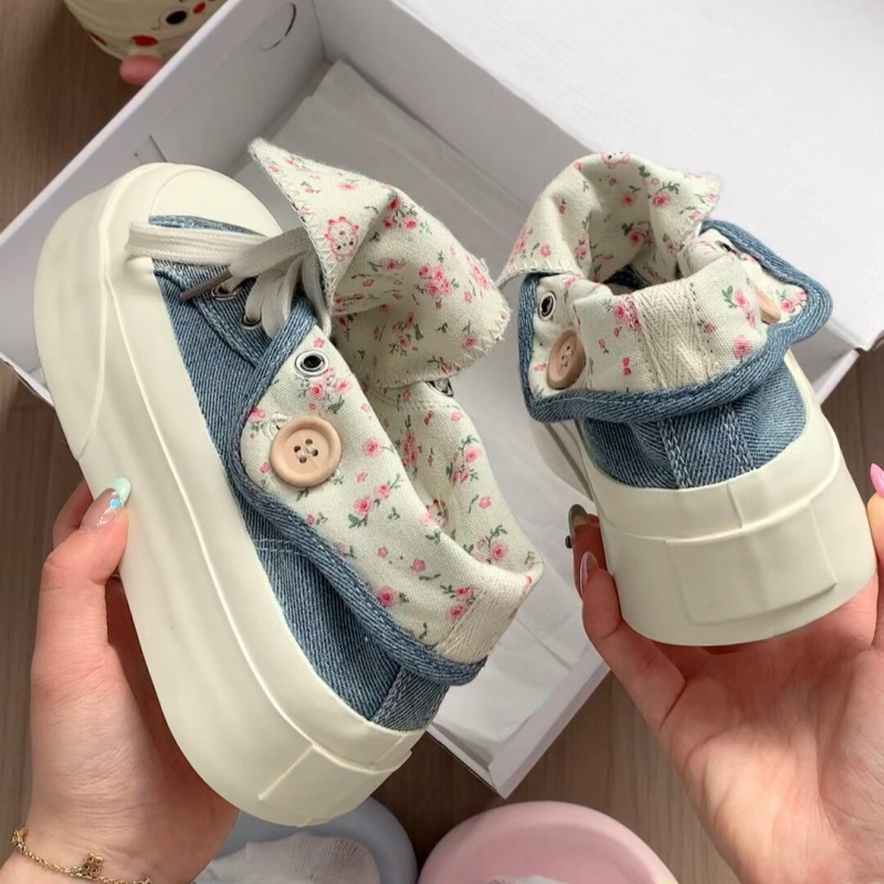 一脚蹬帆布鞋女款2025新款夏季薄款透气板鞋校园风百搭厚底小白鞋