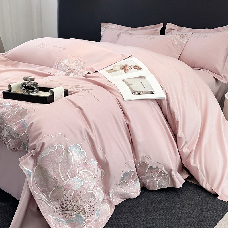 高档轻奢A类200支长绒棉四件套全棉花卉绣花被套纯棉床笠四季通用