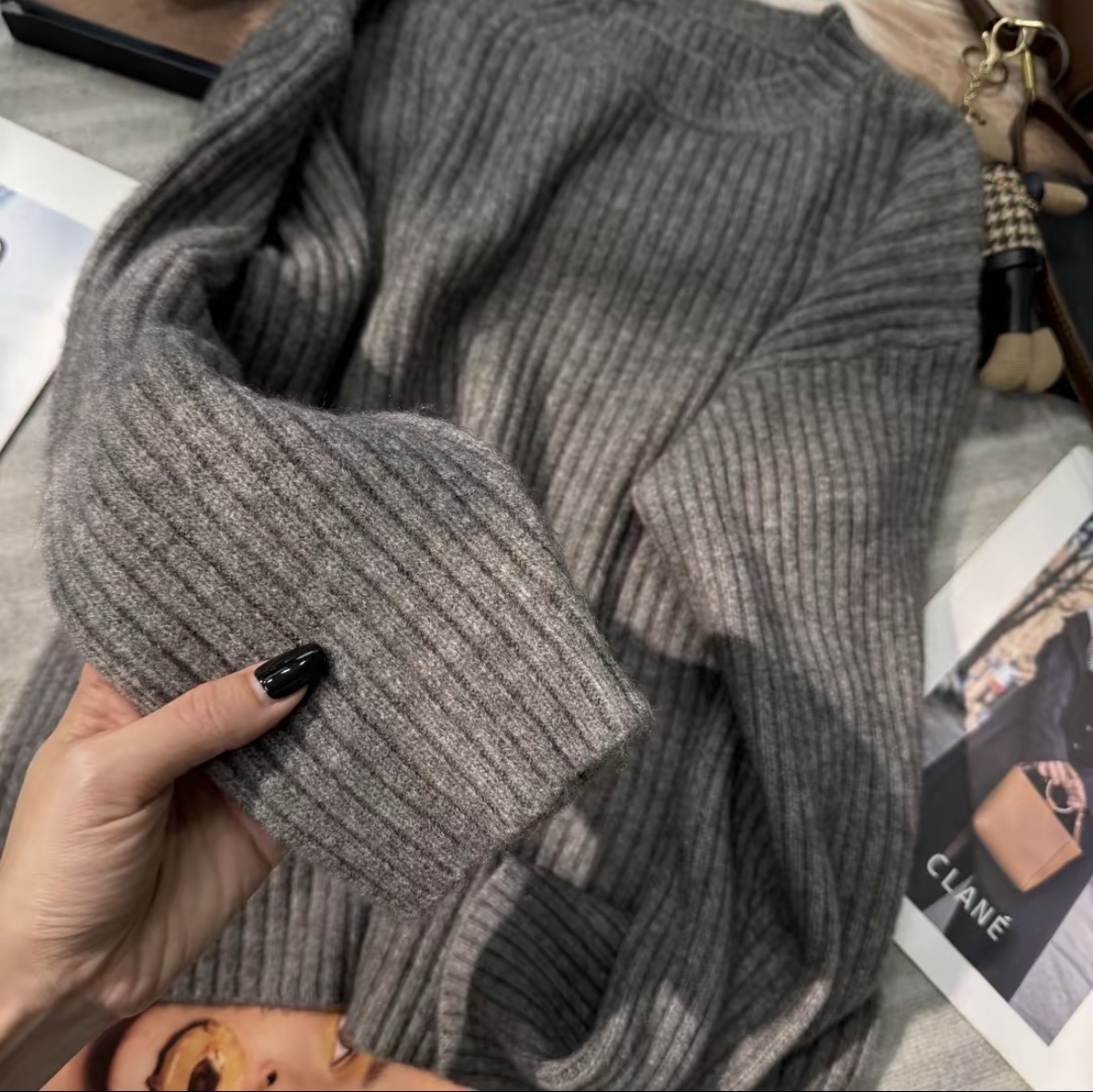慵懒风灰色套头毛衣女深冬季新款加厚保暖内搭打底针织衫长袖上衣