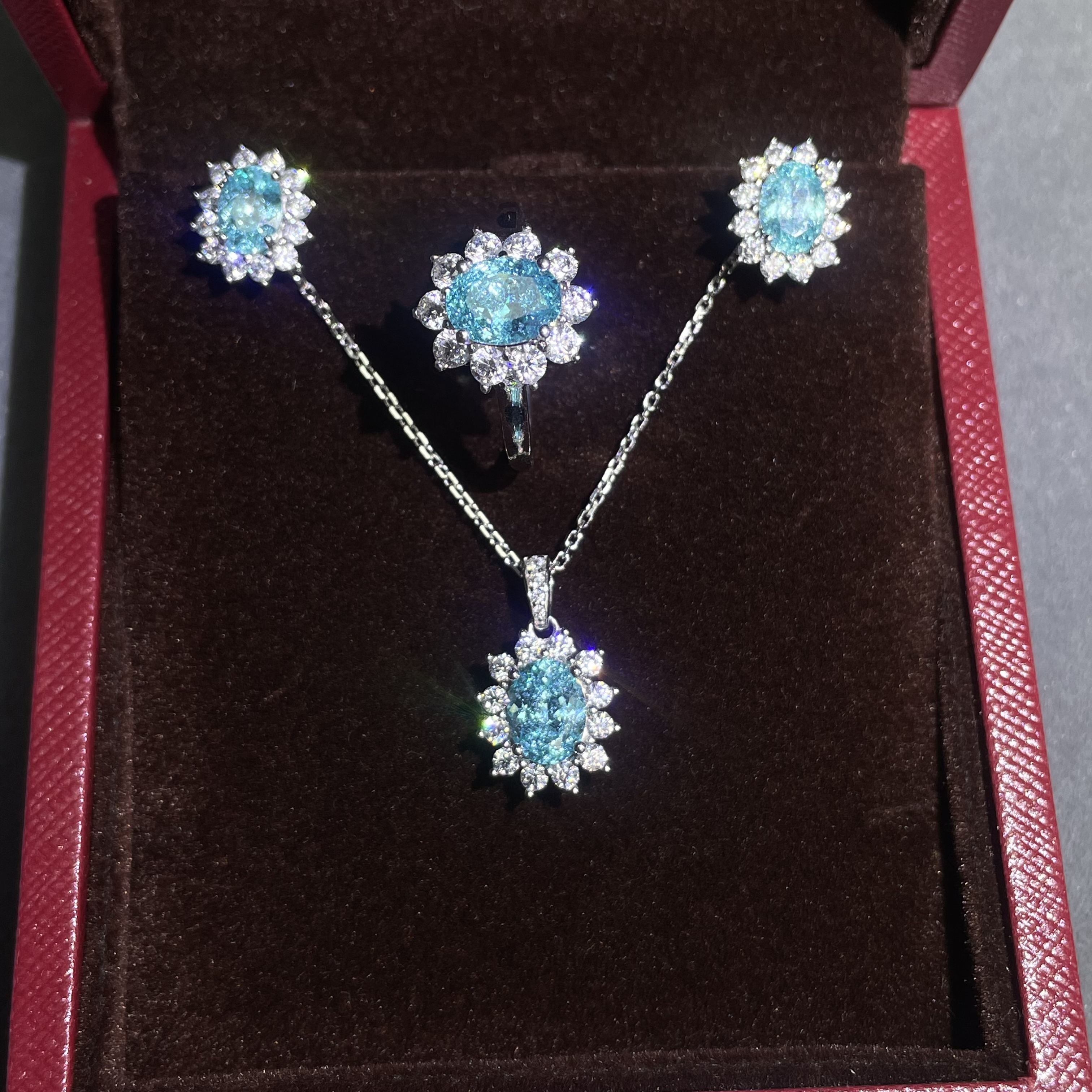 合成石榴石实验室培育霓虹蓝帕拉伊巴色宝石戒指吊坠耳钉套装