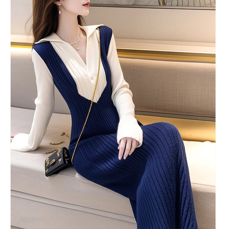 冬季女装高级感小众不撞款独特超好看小香风蓝白撞色针织连衣裙子