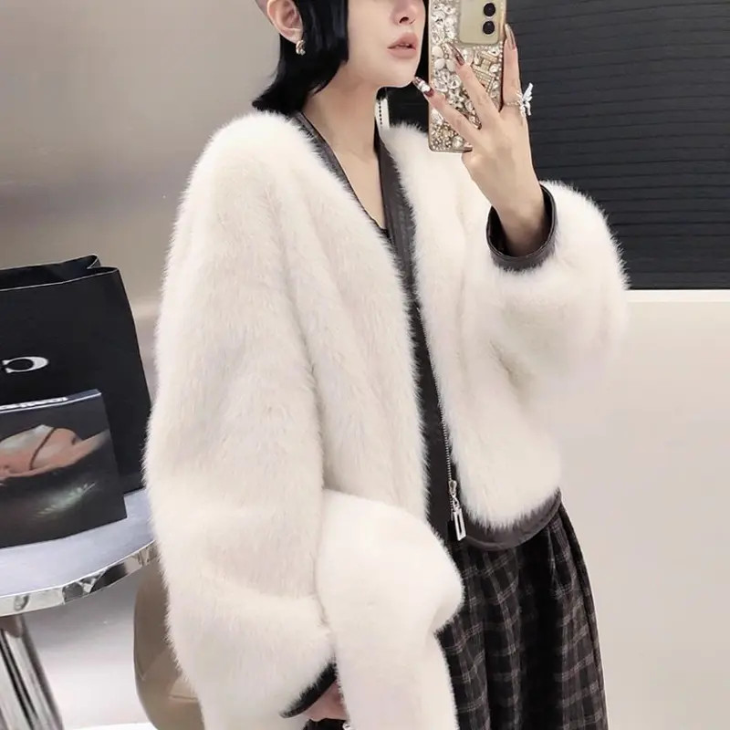 2025外套女新款爆款轻奢小香风毛毛海宁皮毛一体年轻款秋冬厚气质