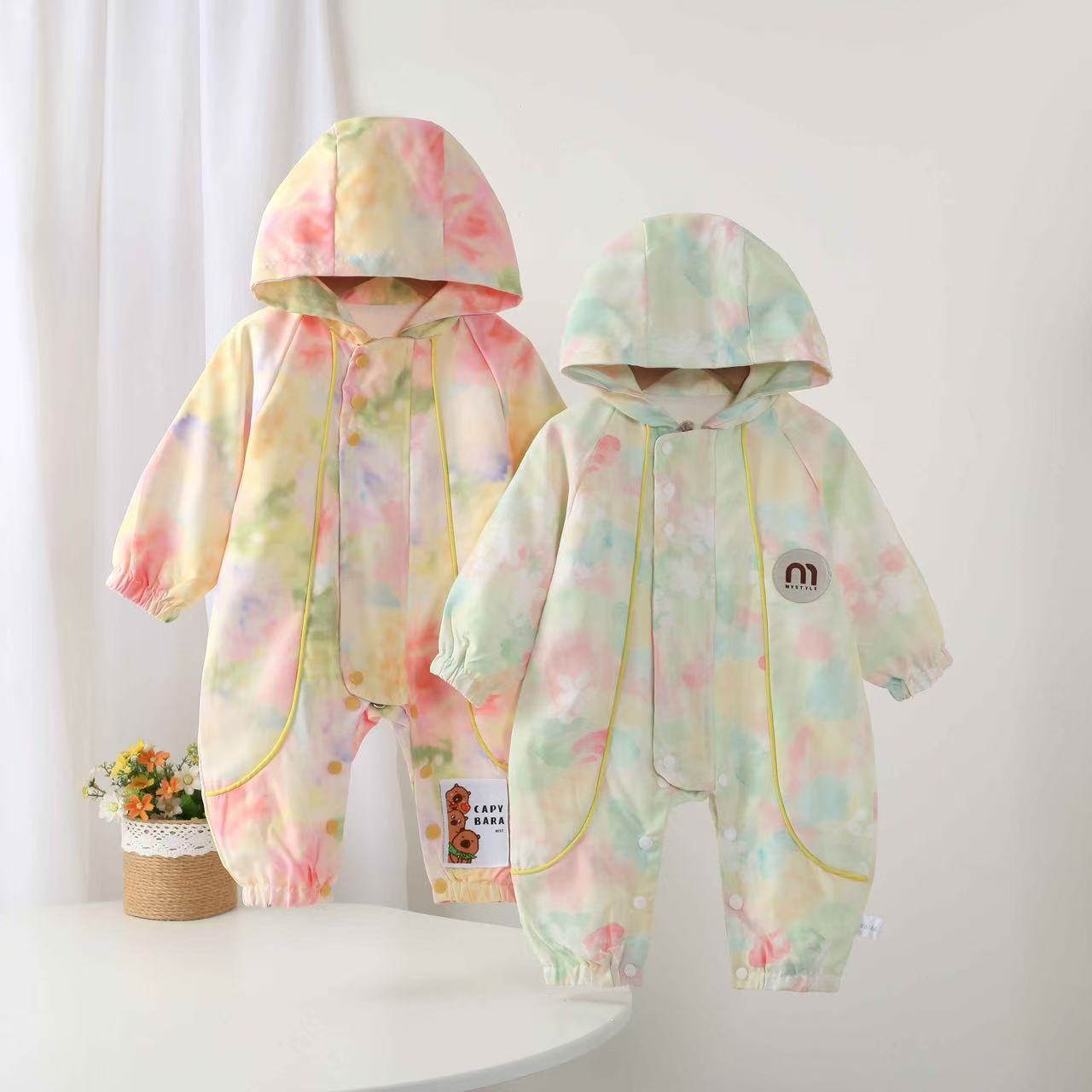 男女宝宝春秋季新款双层哈衣幼儿百天可爱超萌连体衣外出周岁服