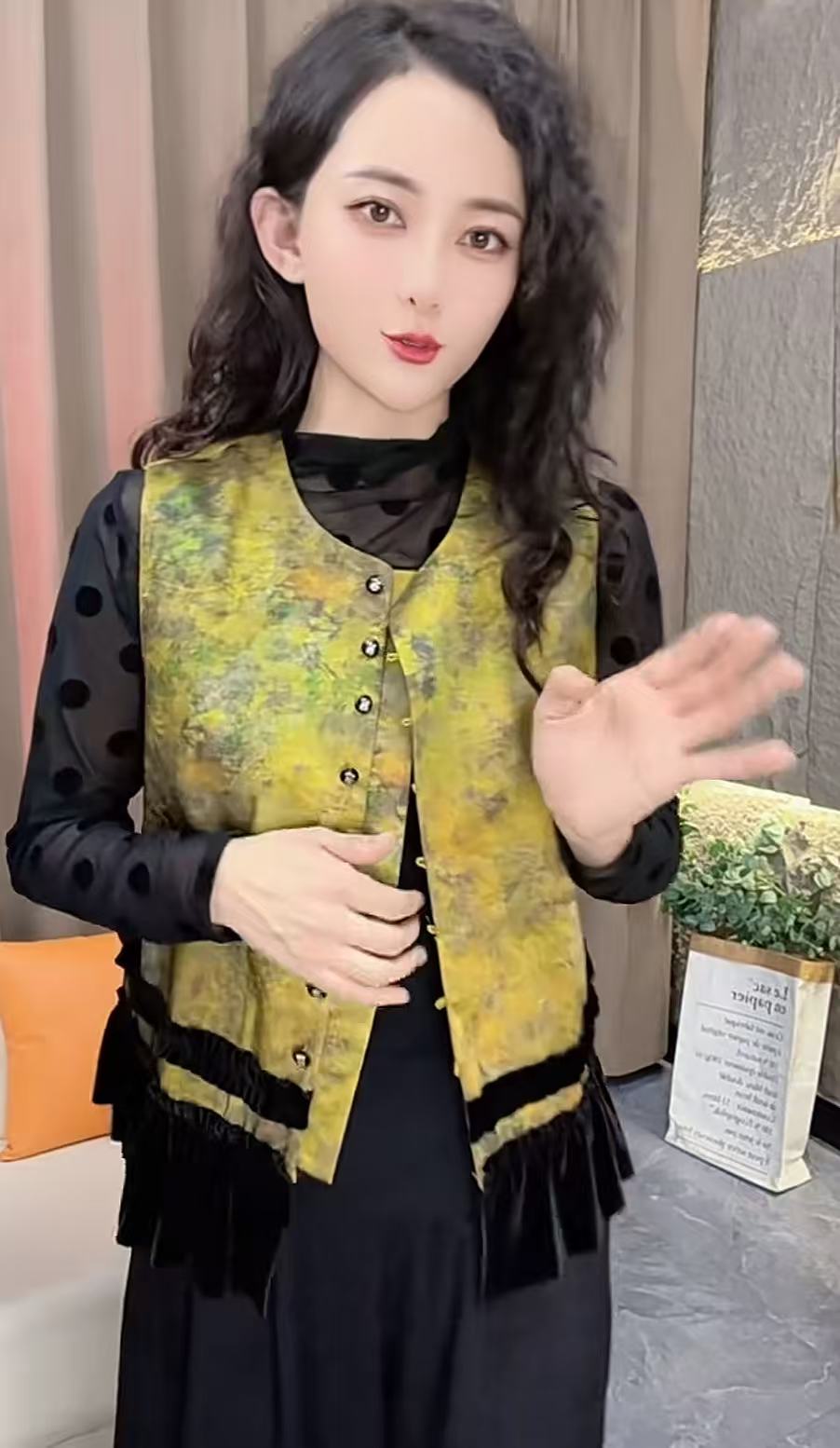 9031#新中式早秋重工提花缎面拼接马甲无袖穿搭上衣