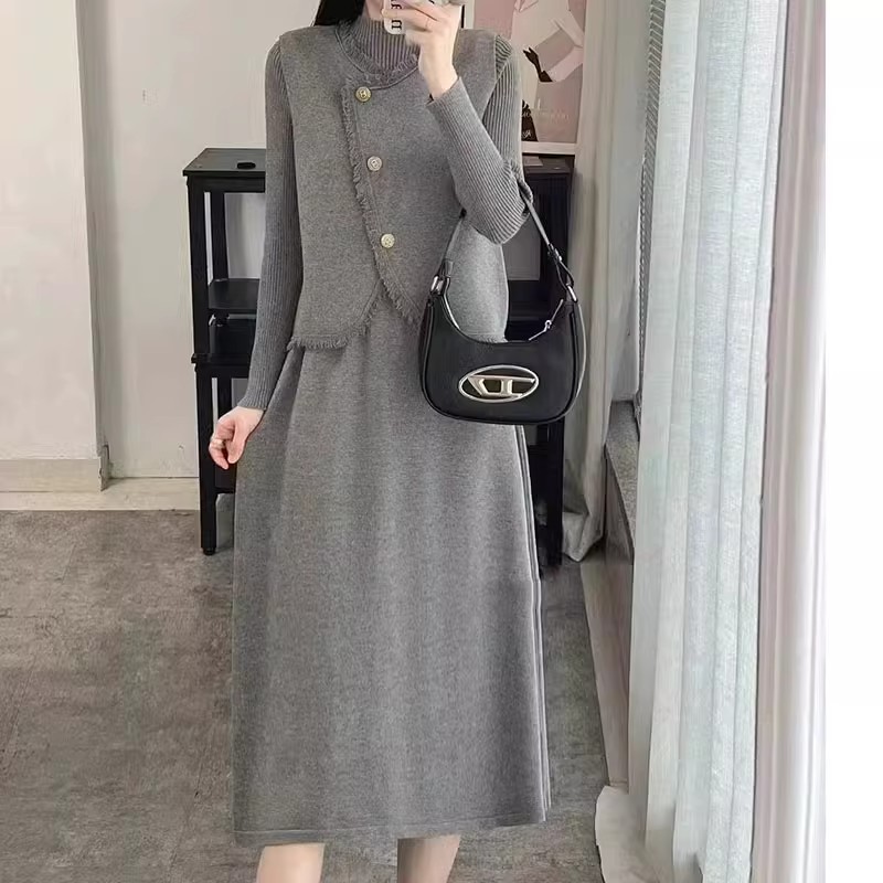 高级感流苏小香风马甲打底长裙两件套女秋冬大码气质显瘦套装裙子