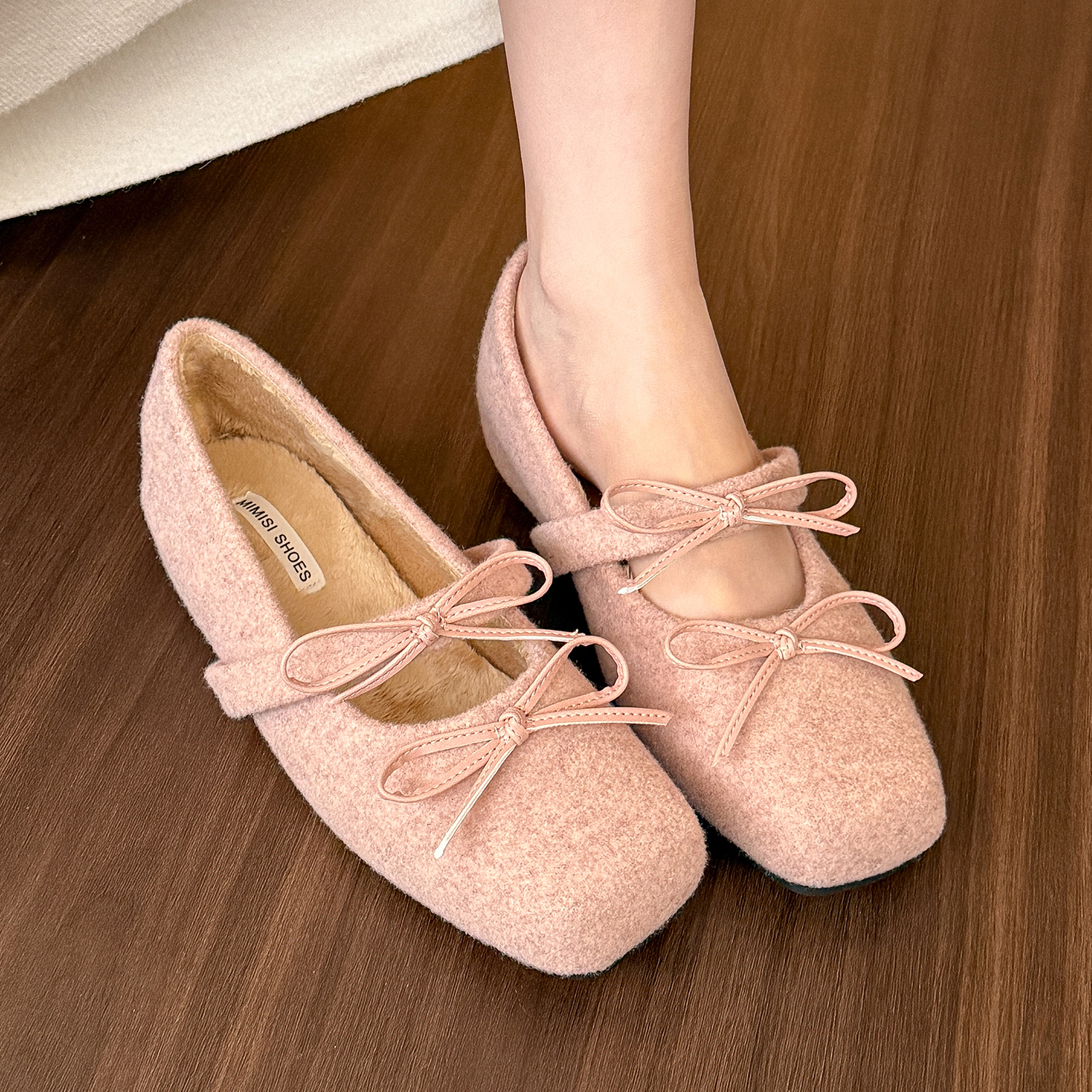 elingstudio 草莓泡芙！淡粉色方头蝴蝶结加绒单鞋女秋冬毛毛鞋子