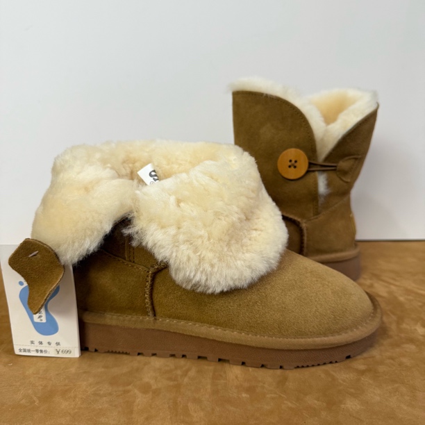 性价比蒙古户外保暖冬季女时尚雪地靴侧扣真皮真毛中筒百搭雪地靴