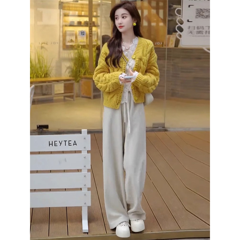 套装女秋冬季韩系高级感穿搭慵懒小香风加厚毛衣开衫减龄两件套裤