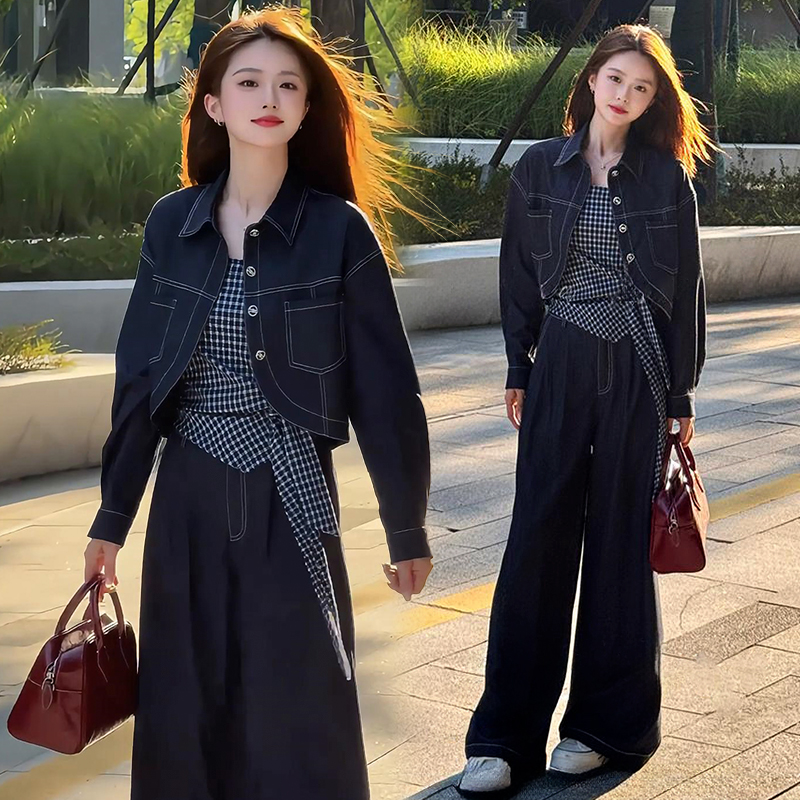 时尚牛仔外套装2025秋季新款显瘦百搭格子短吊带背心阔腿裤三件套