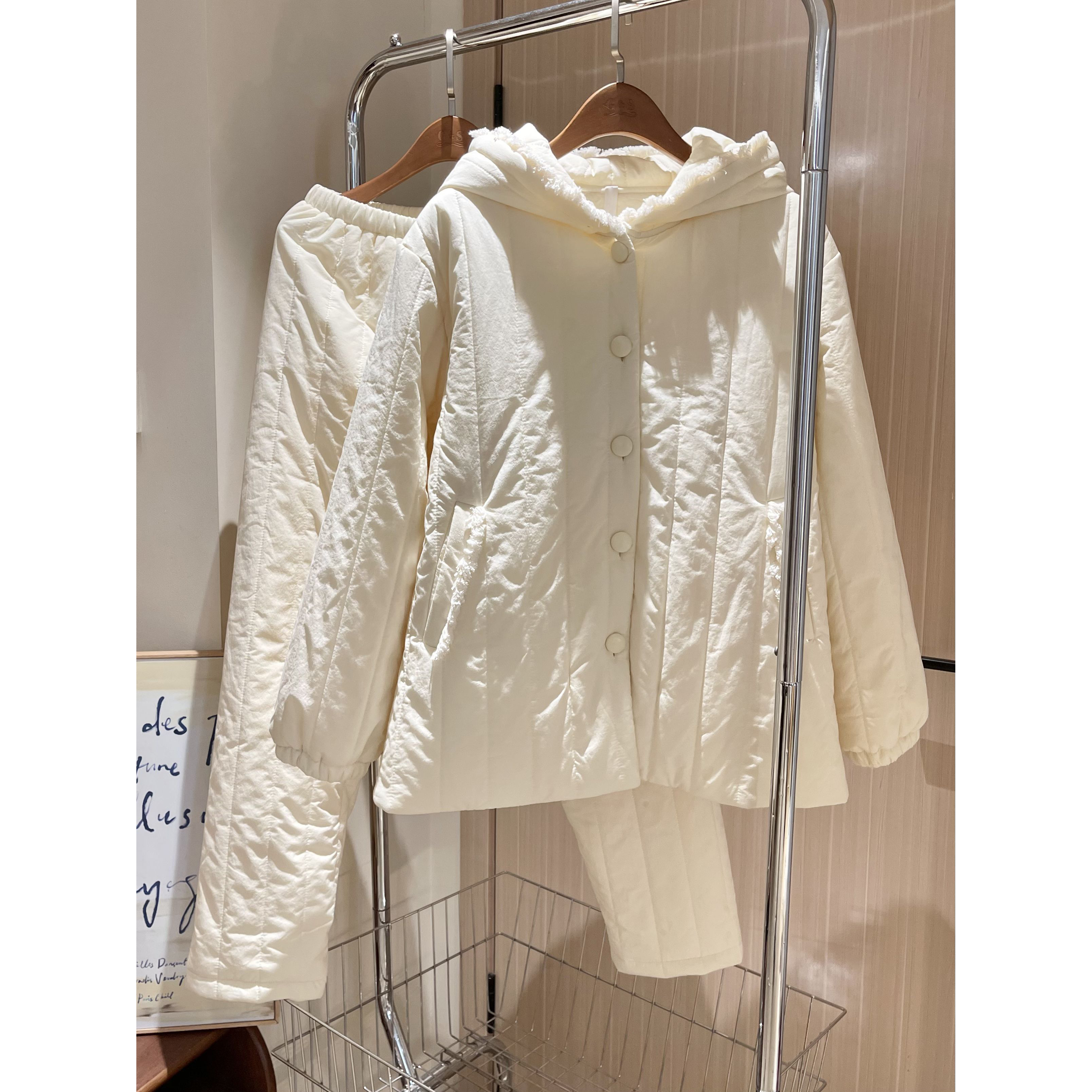 韩系高级感简约夹棉睡衣女秋冬季新款加绒宽松休闲家居服套装外穿