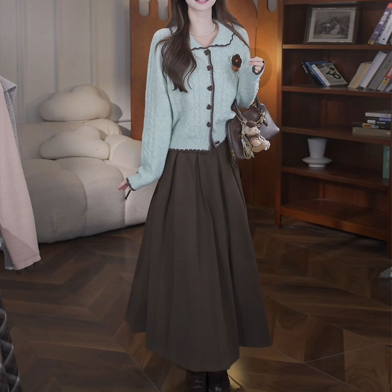 2025秋季新款慵懒风绿色显白开衫百搭半身裙套装女韩系气质两件套