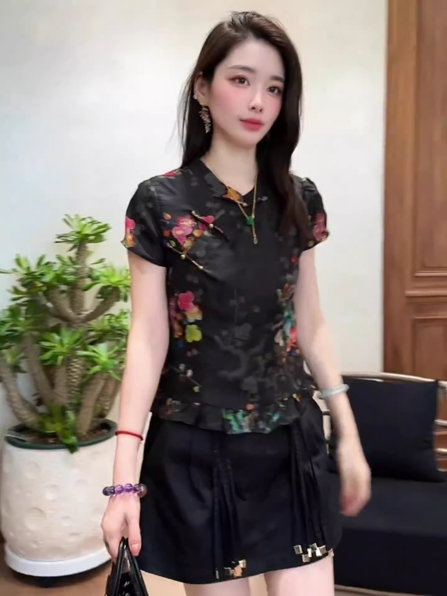 国风印花盘扣立领黑色衬衫女2025夏季新款新中式改良小众减龄上衣