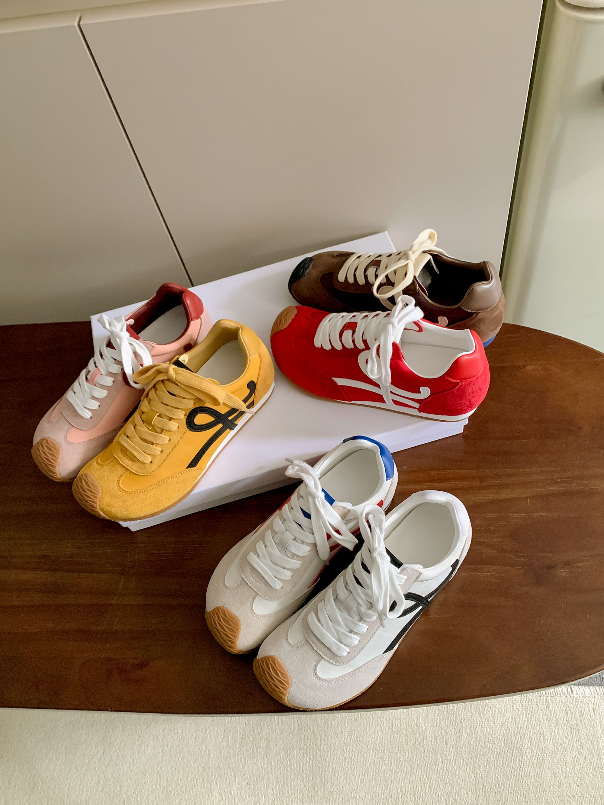 歪头小可爱~~【内增高4.5】休闲运动小白鞋女德训阿甘鞋-253059-1